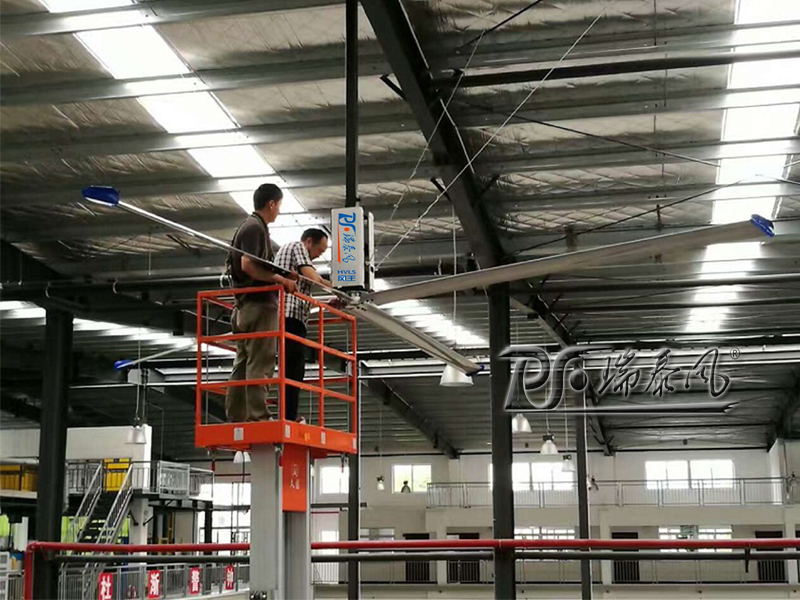高大上的瑞泰風(fēng)商業(yè)用工業(yè)風(fēng)扇圖片，引來眾多愛慕者